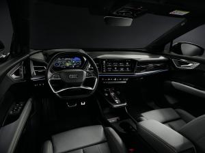 Audi Q4 e-tron 2022 года 